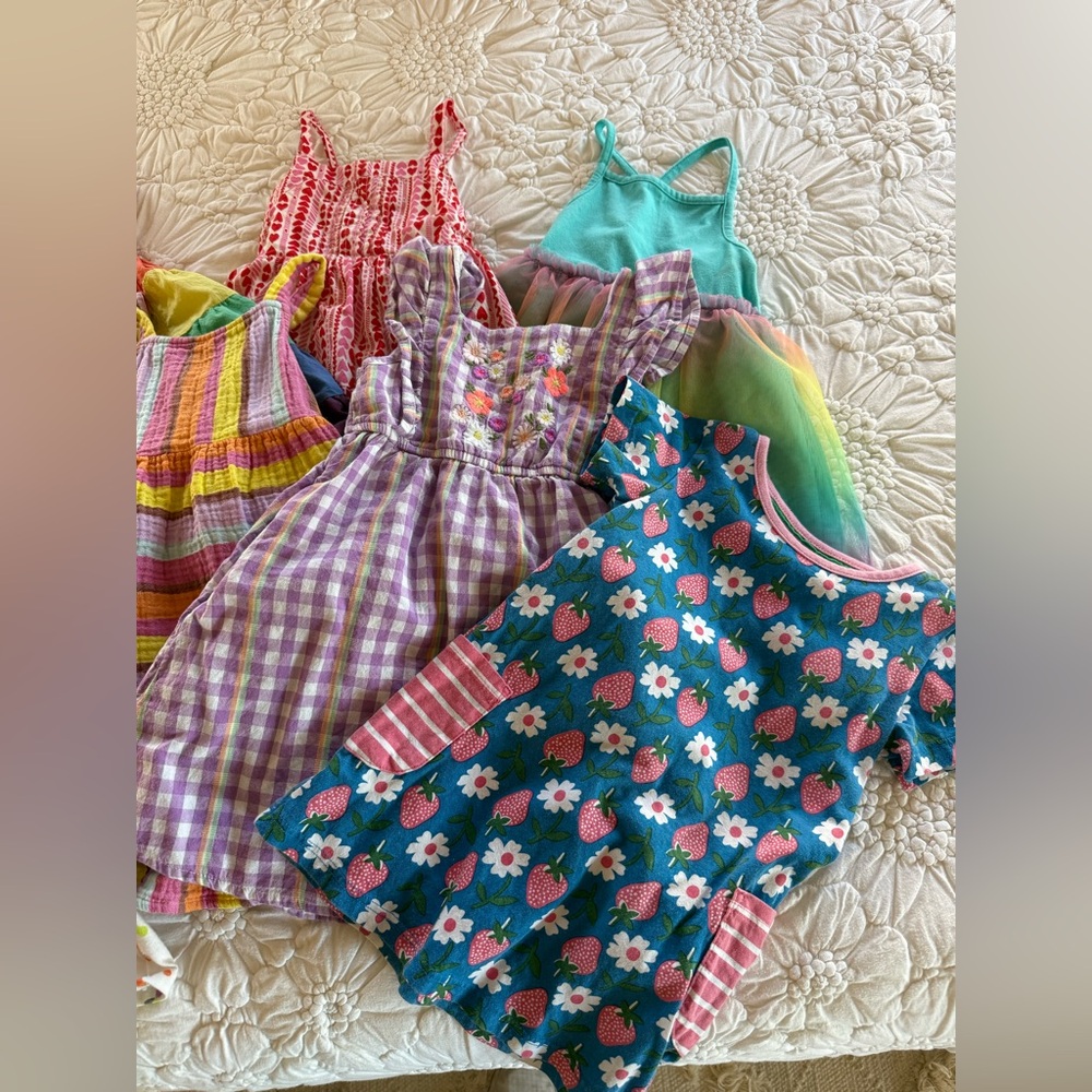 Bundle of 7 Little Girl Dresses - Picture 2 of 16